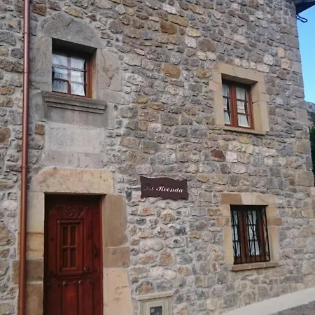 Lejlighed Casa De 3 En Trescares, Con Magnificas Vistas A Las Montanas Y J...