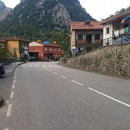 Casa De 3 En Trescares, Con Magnificas Vistas A Las Montanas Y J... *